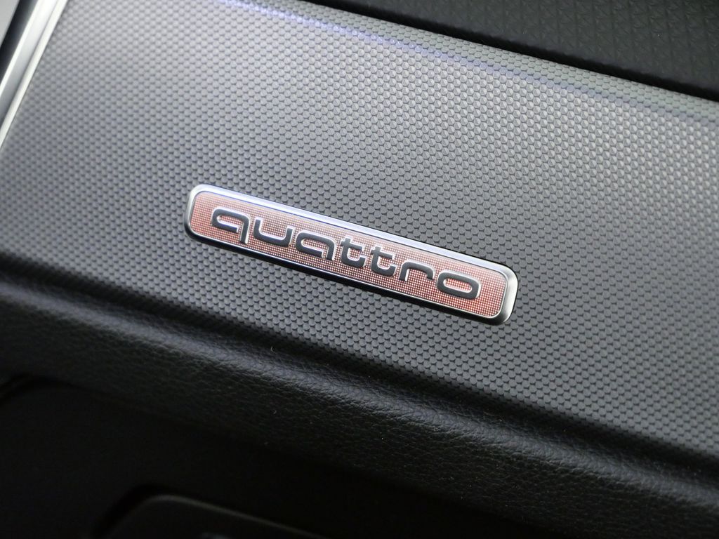 Thumbnail: 2022 Audi Q3 - 25