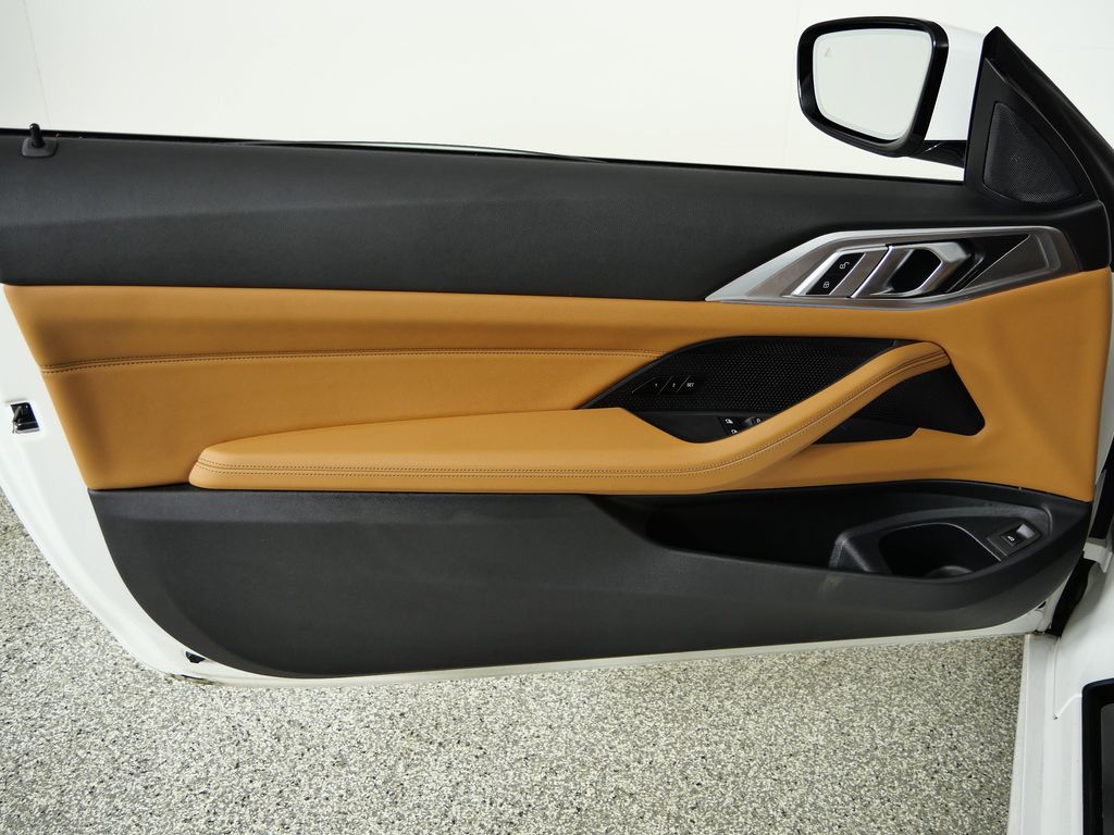 Thumbnail: 2025 BMW 4 Series - 32