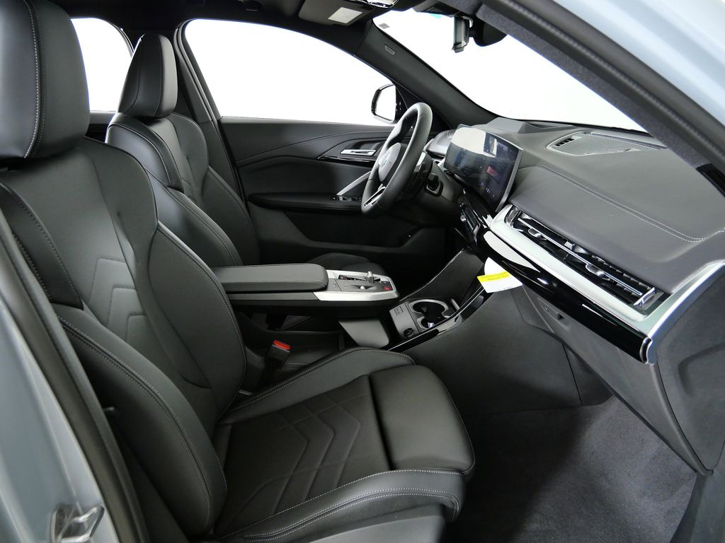 Thumbnail: 2026 BMW X2 - 21