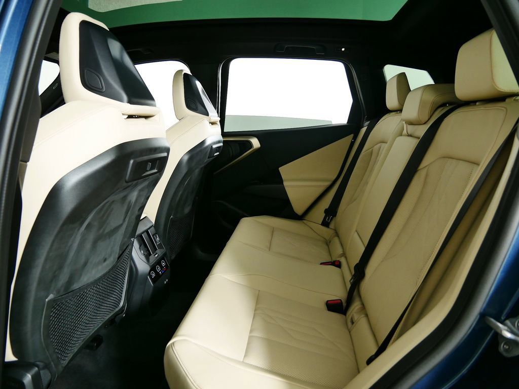 Thumbnail: 2025 BMW X3 - 30