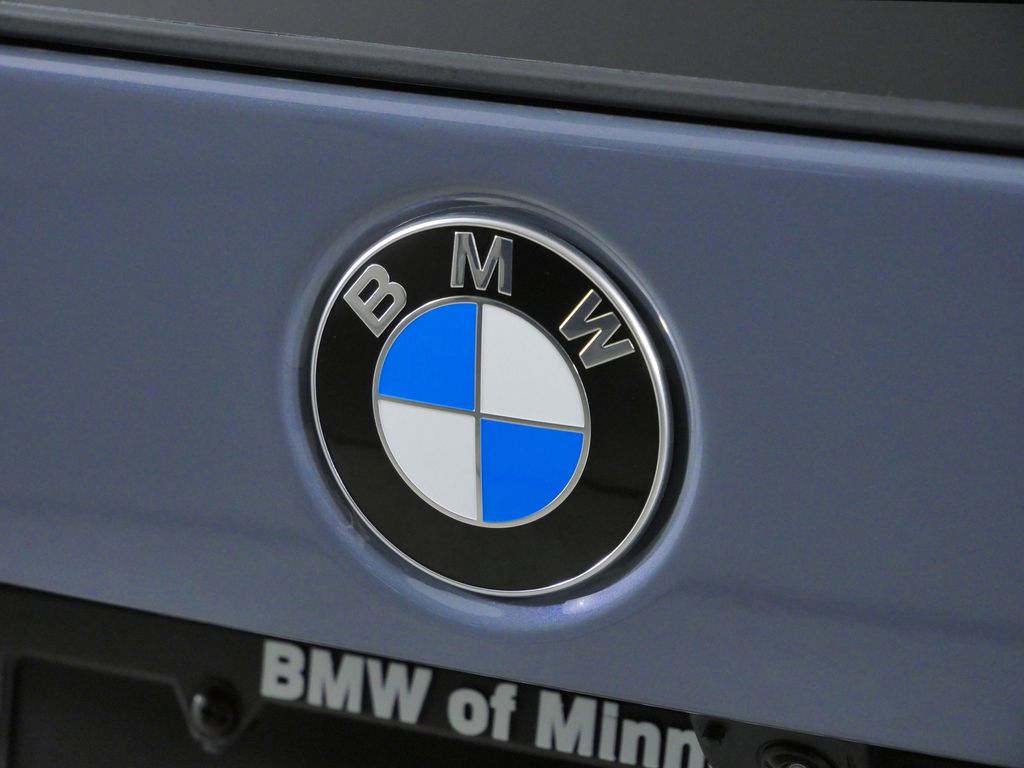 Thumbnail: 2026 BMW X1 - 11