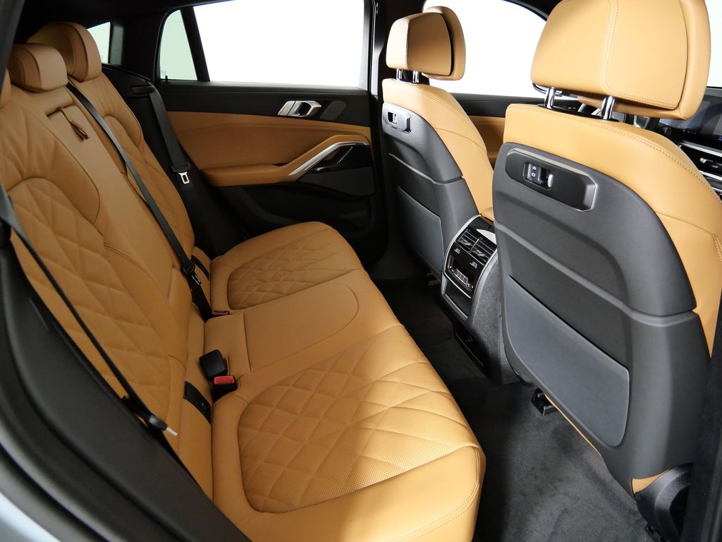 Thumbnail: 2026 BMW X6 - 26