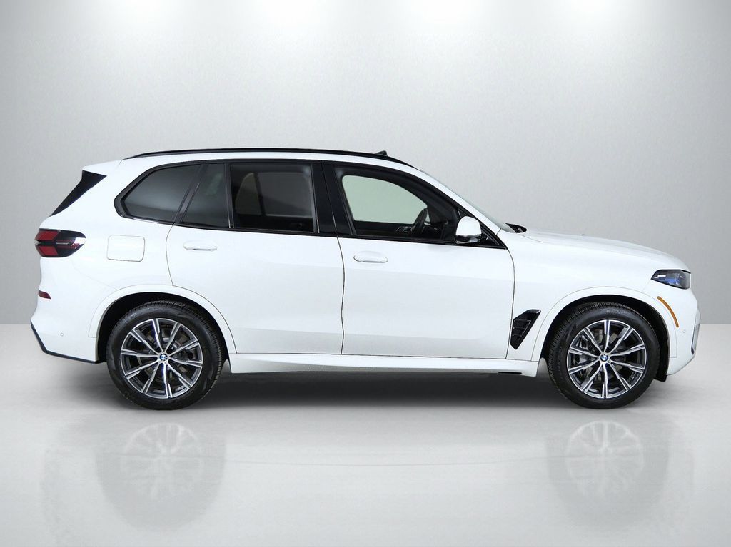 Thumbnail: 2026 BMW X5 - 9