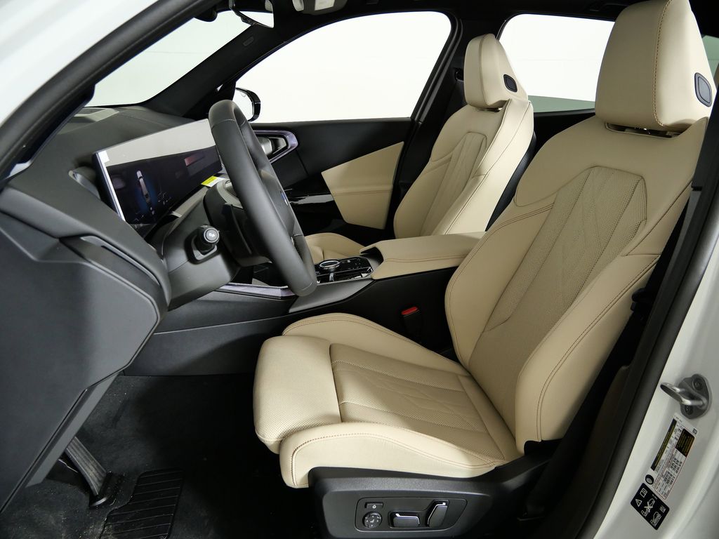 Thumbnail: 2026 BMW X3 - 32