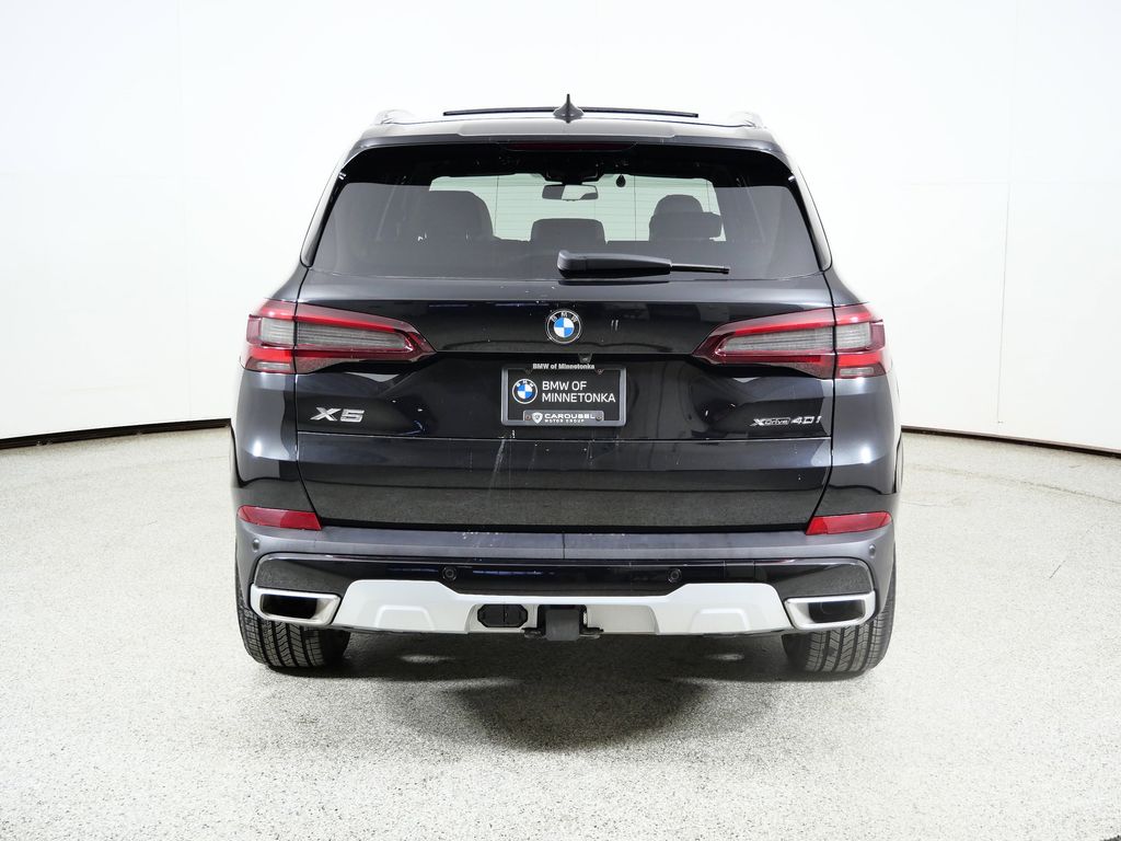 Thumbnail: 2023 BMW X5 - 11