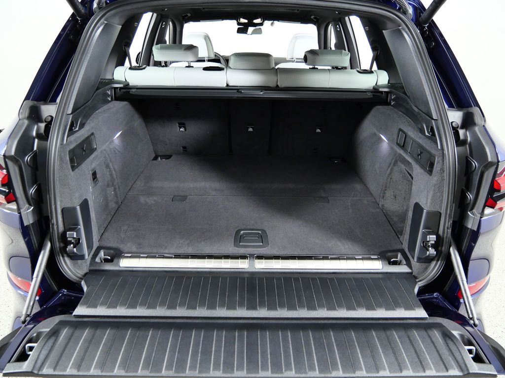 Thumbnail: 2026 BMW X5 - 28