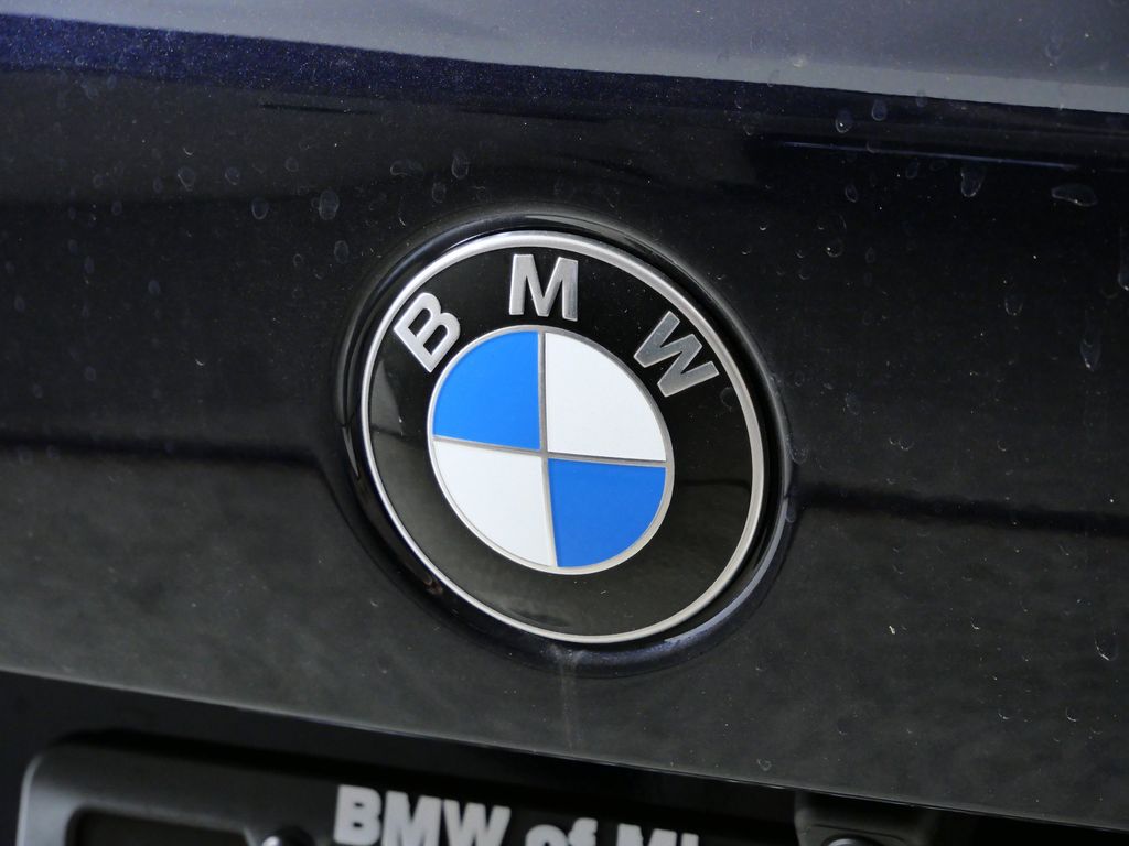 Thumbnail: 2026 BMW X5 - 11