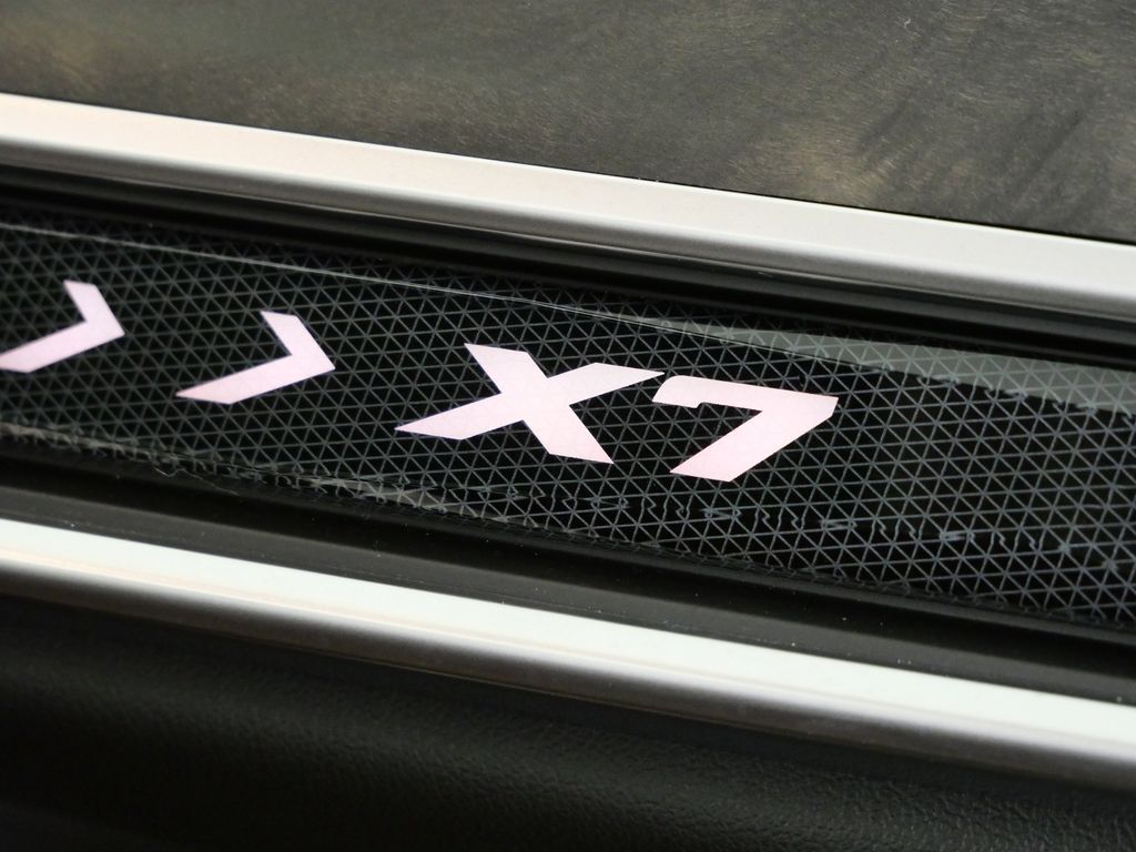 Thumbnail: 2023 BMW X7 - 29