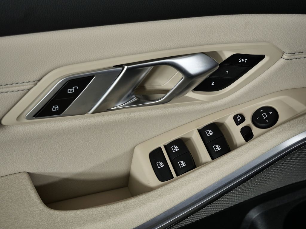 Thumbnail: 2023 BMW 3 Series - 39