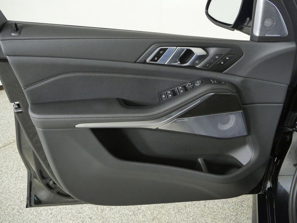 Thumbnail: 2026 BMW X5 - 34