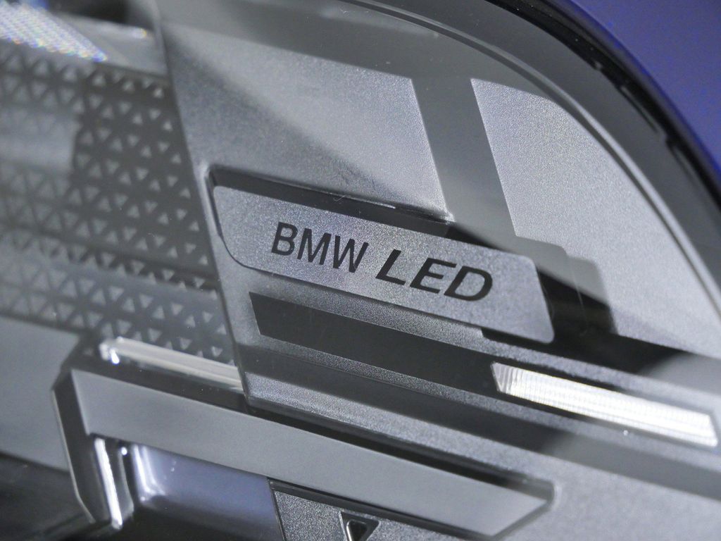 Thumbnail: 2026 BMW X5 - 4