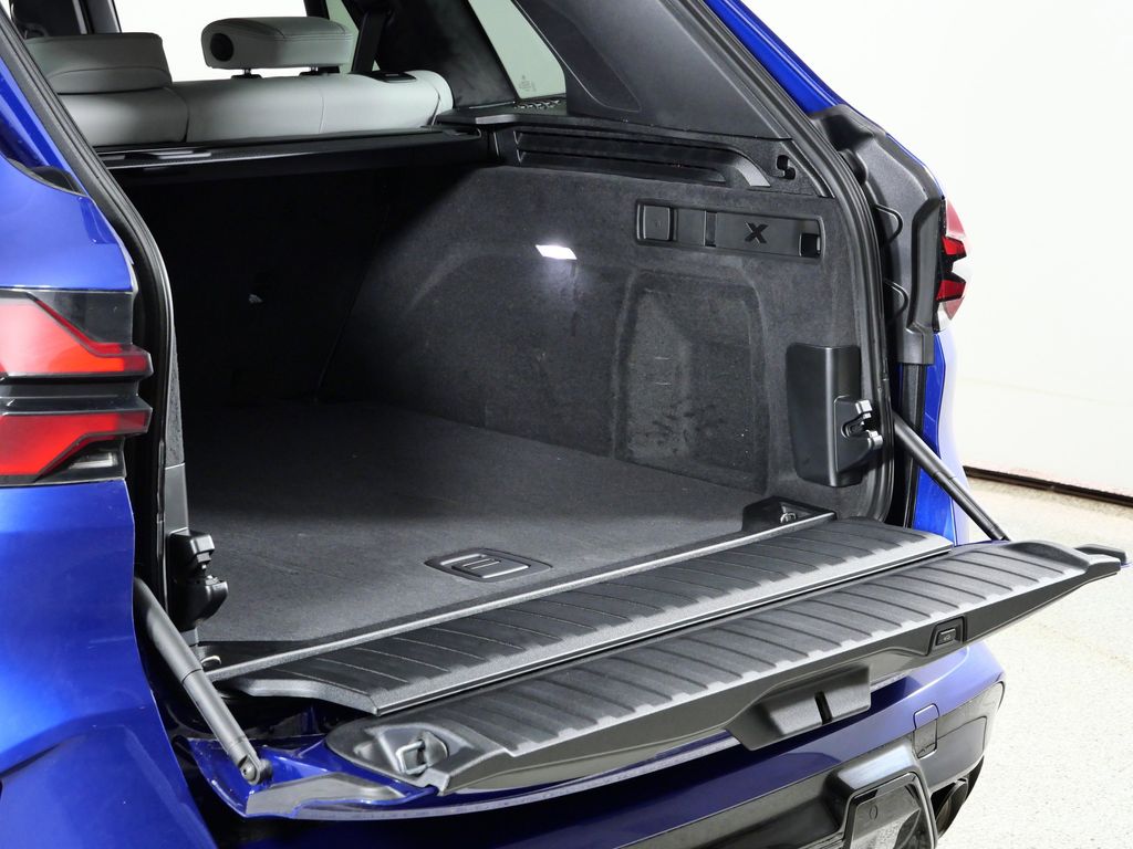 Thumbnail: 2026 BMW X5 - 29