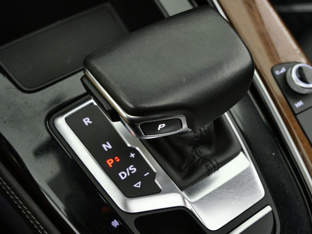 Thumbnail: 2021 Audi A4 - 46