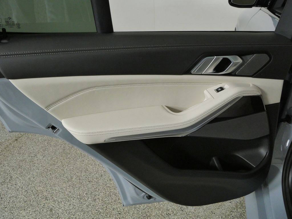 Thumbnail: 2026 BMW X5 - 31