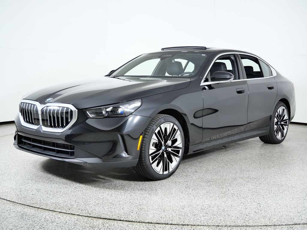 Thumbnail: 2026 BMW 5 Series - 1