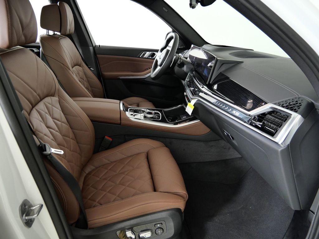 Thumbnail: 2026 BMW X5 - 20