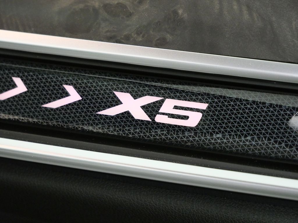 Thumbnail: 2026 BMW X5 - 24