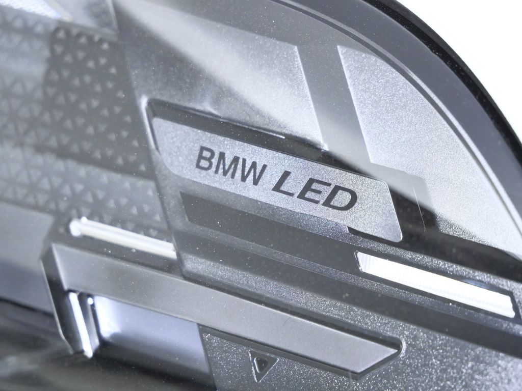 Thumbnail: 2026 BMW X5 - 4