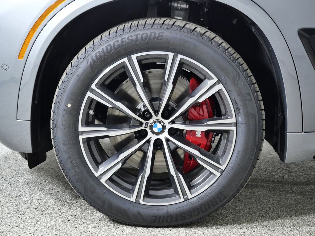 Thumbnail: 2026 BMW X5 - 17