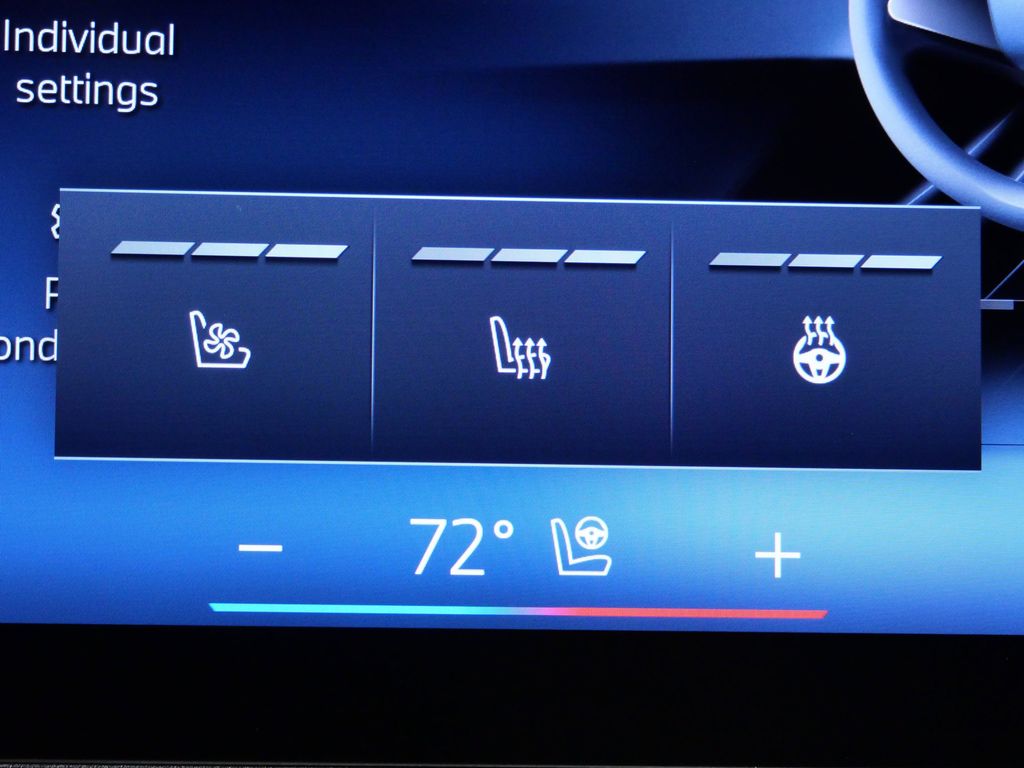 Thumbnail: 2026 BMW iX - 43