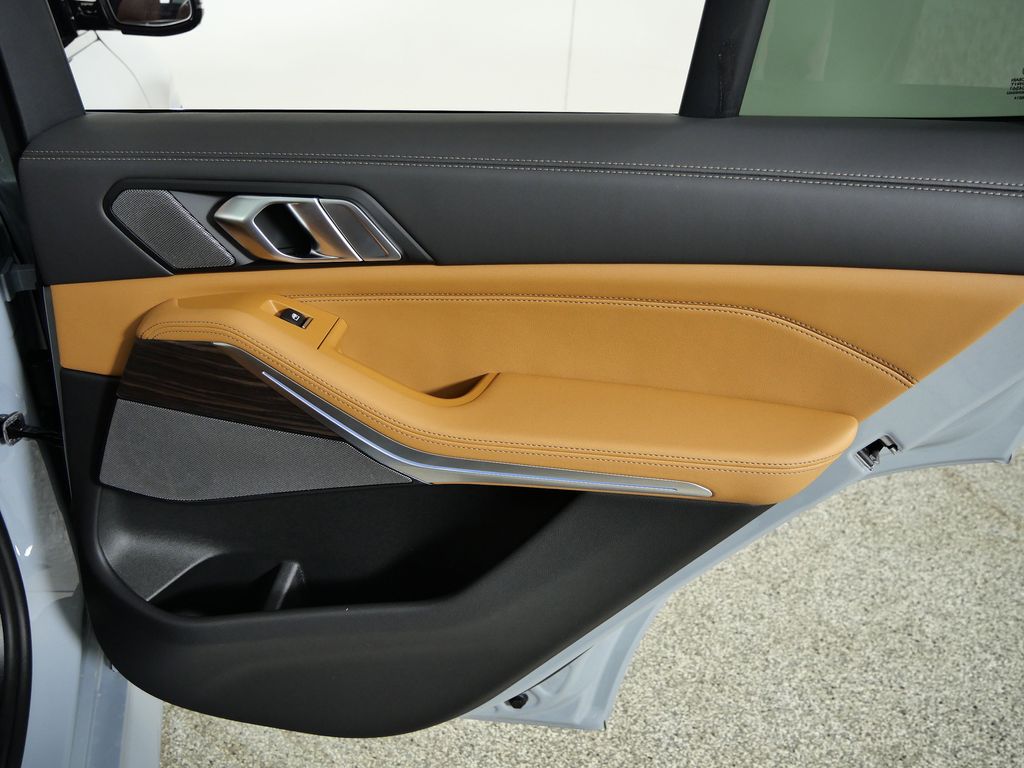 Thumbnail: 2026 BMW X5 - 25