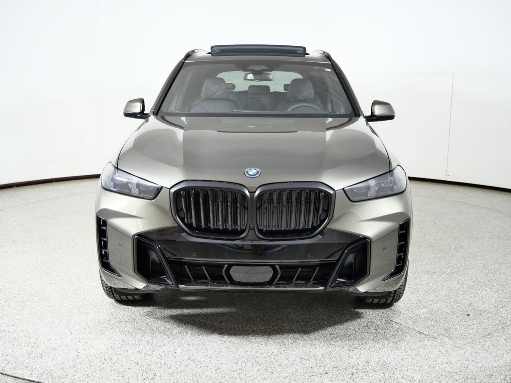 Thumbnail: 2026 BMW X5 - 2