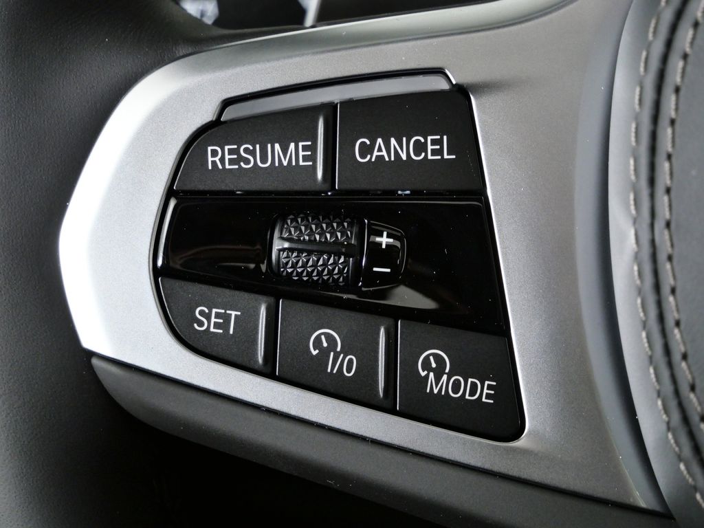 Thumbnail: 2026 BMW X5 - 41