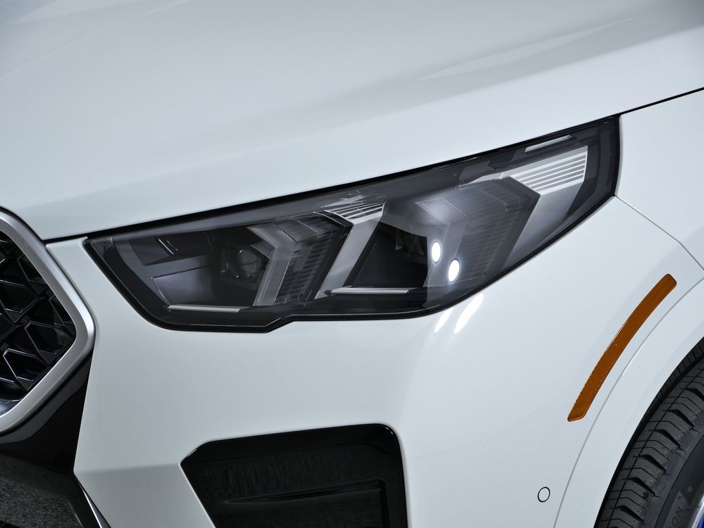 Thumbnail: 2026 BMW X2 - 3