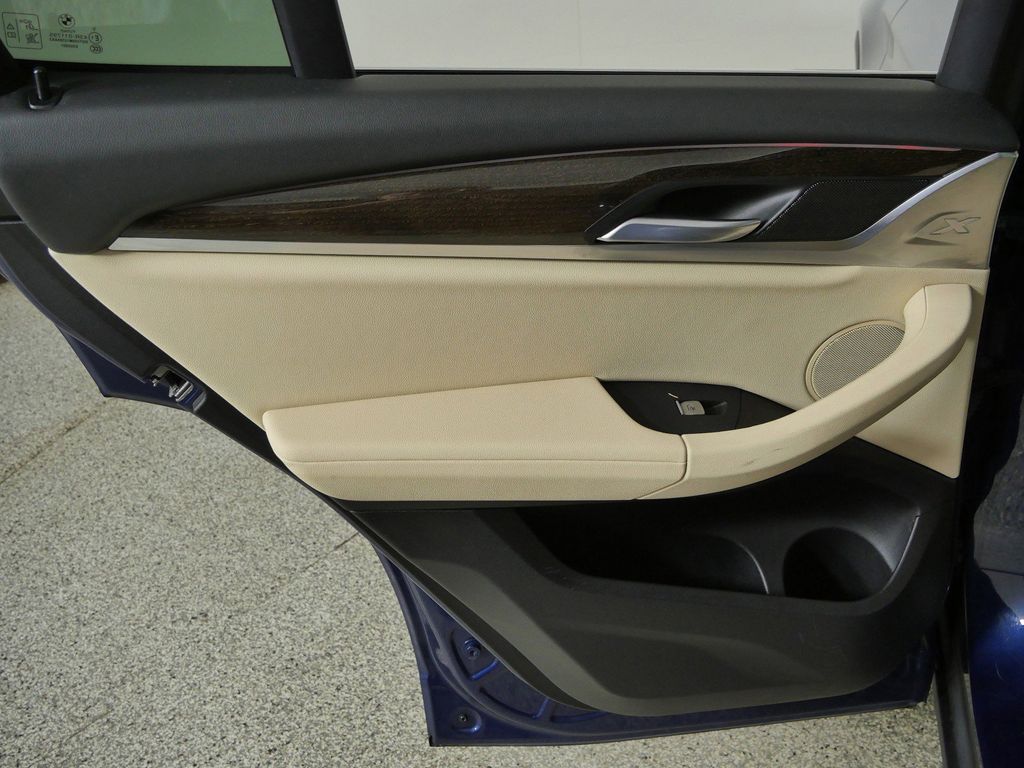 Thumbnail: 2022 BMW X3 - 30