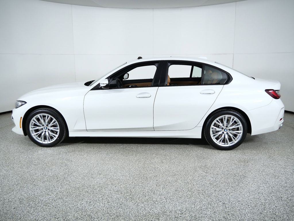 Thumbnail: 2023 BMW 3 Series - 18