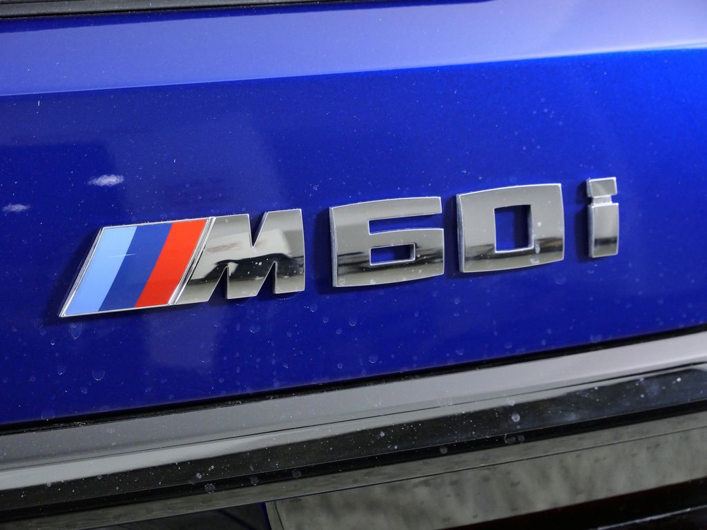 Thumbnail: 2026 BMW X7 - 12