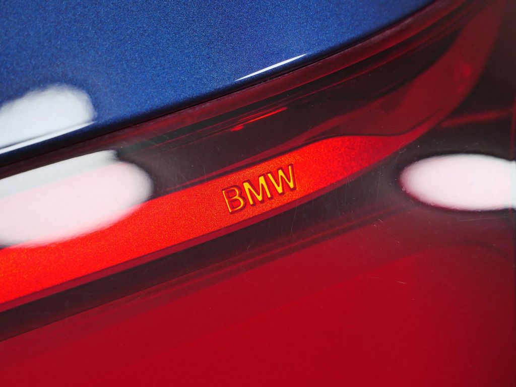 Thumbnail: 2021 BMW X7 - 19