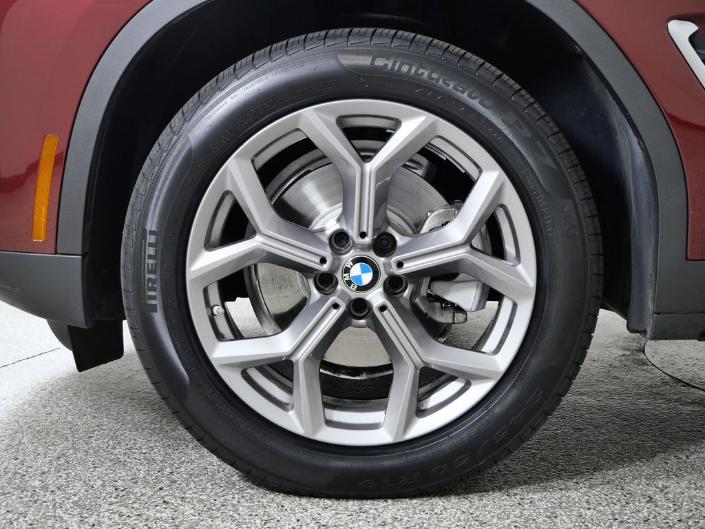 Thumbnail: 2023 BMW X3 - 21