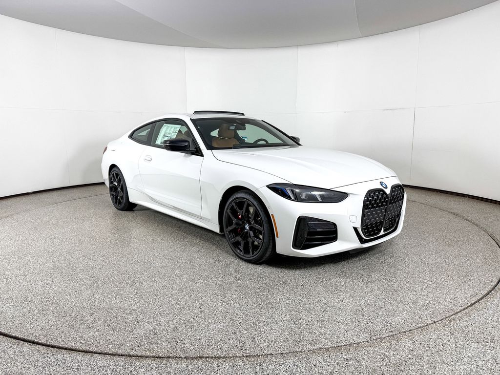 Thumbnail: 2026 BMW 4 Series - 4