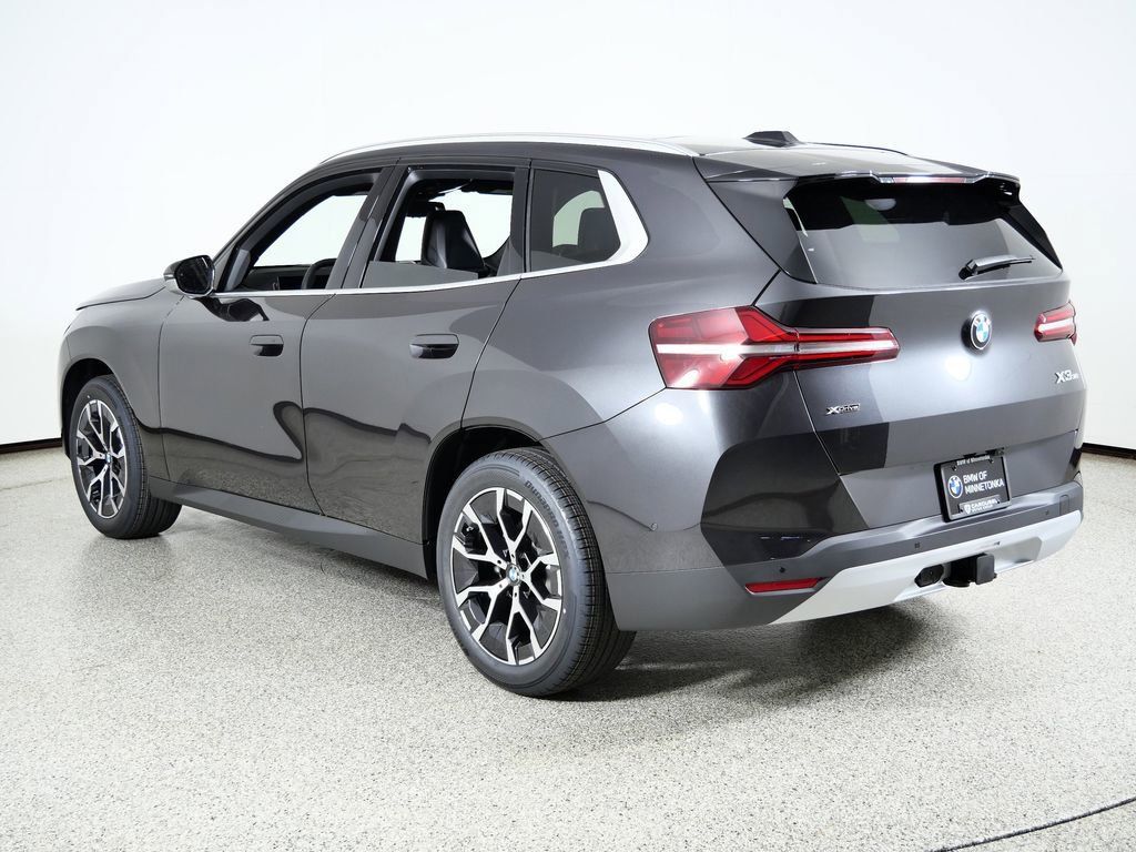 Thumbnail: 2026 BMW X3 - 16