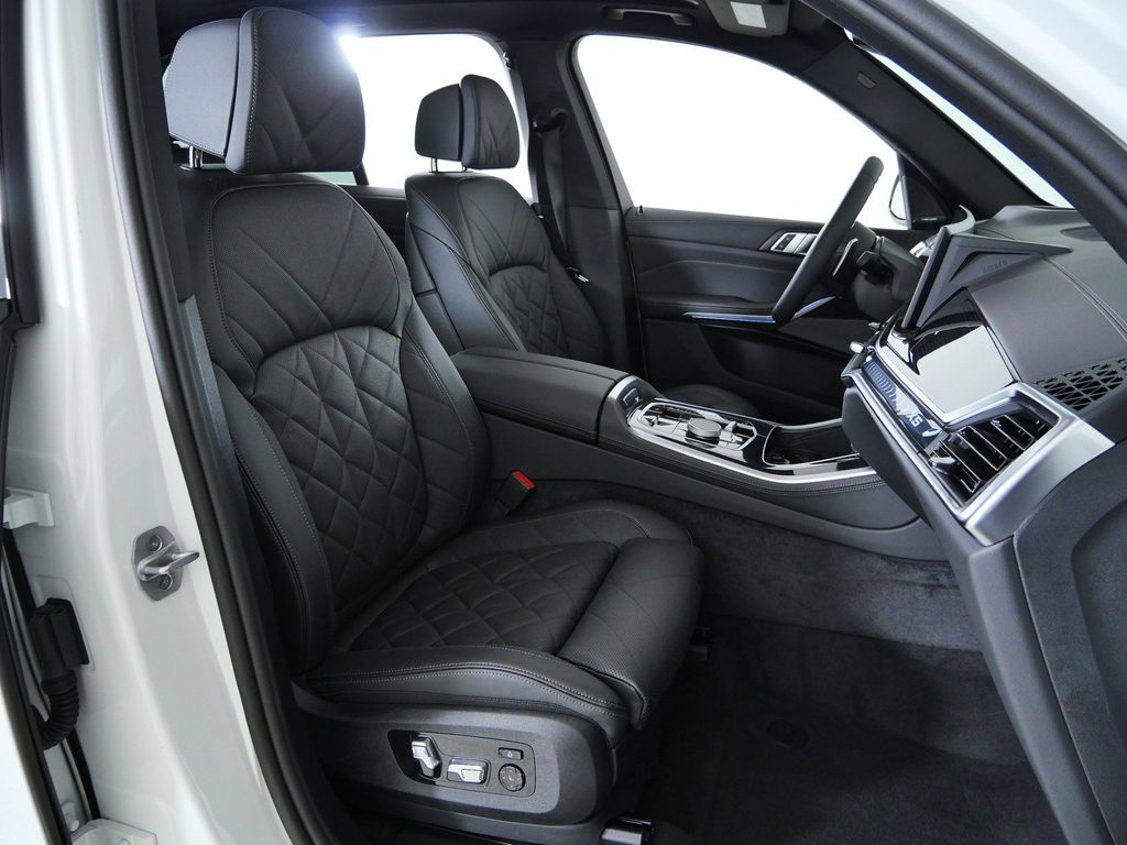 Thumbnail: 2026 BMW X5 - 20
