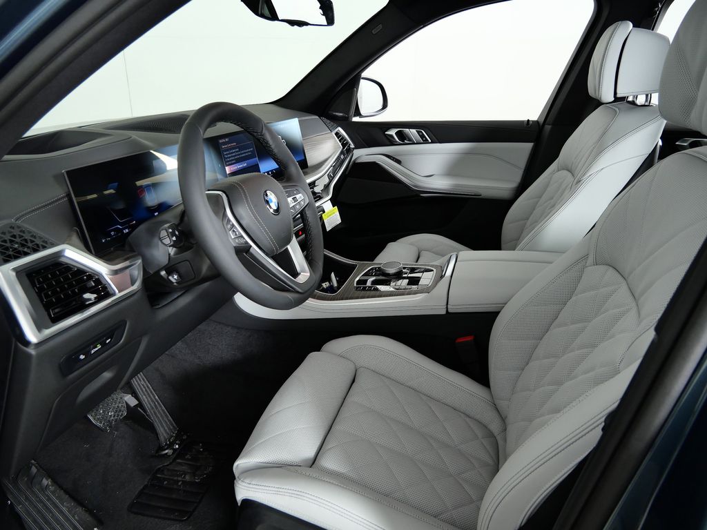 Thumbnail: 2026 BMW X5 - 35