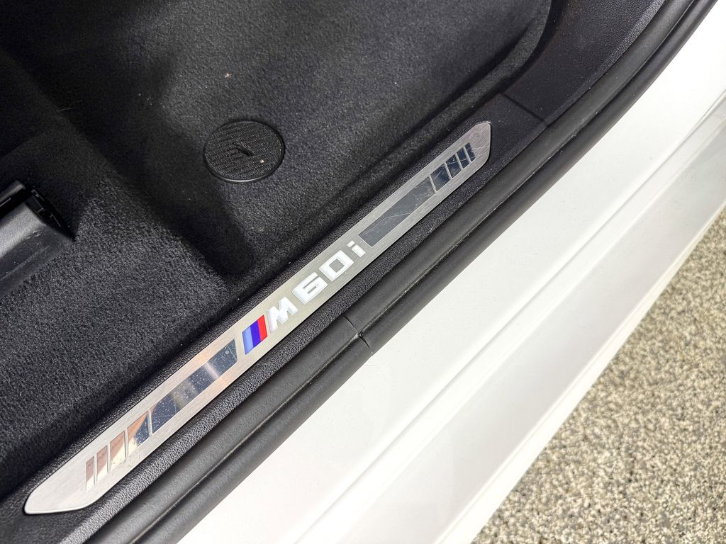 2024 BMW X6 M 29