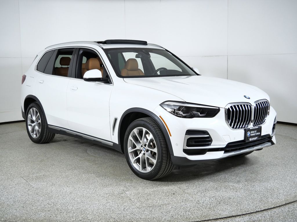 Thumbnail: 2023 BMW X5 - 9