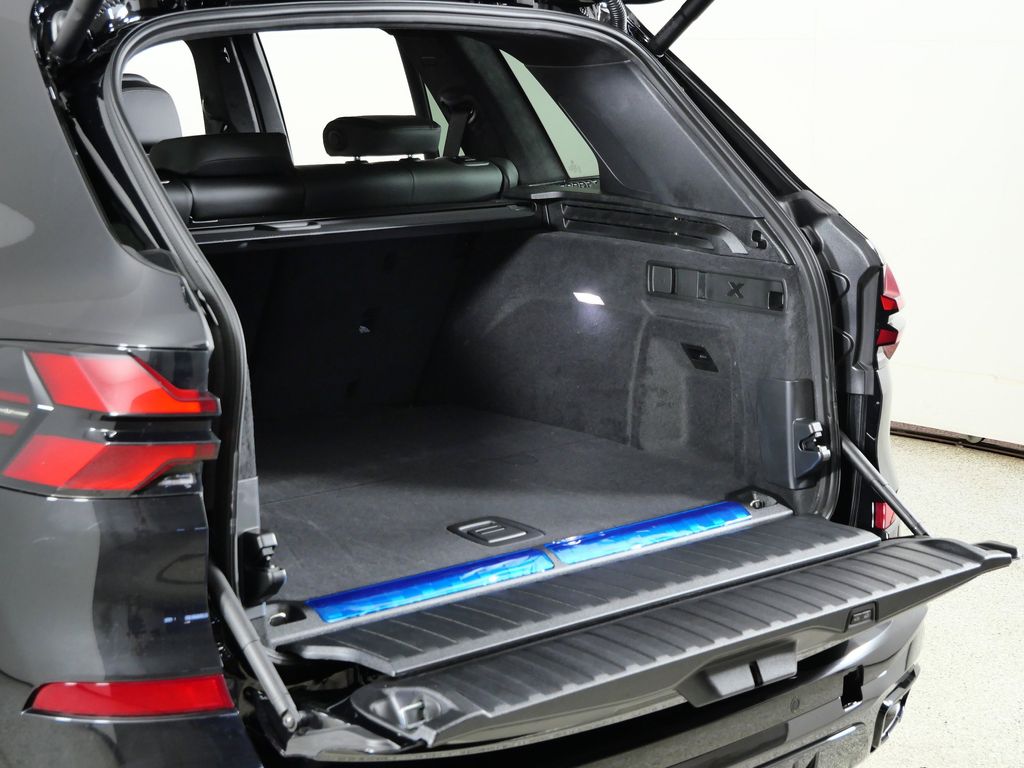 Thumbnail: 2026 BMW X5 - 29