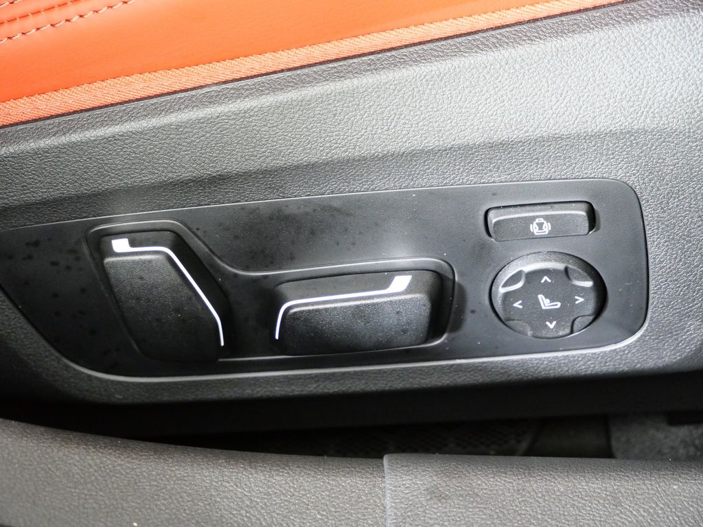 Thumbnail: 2026 BMW M3 - 21