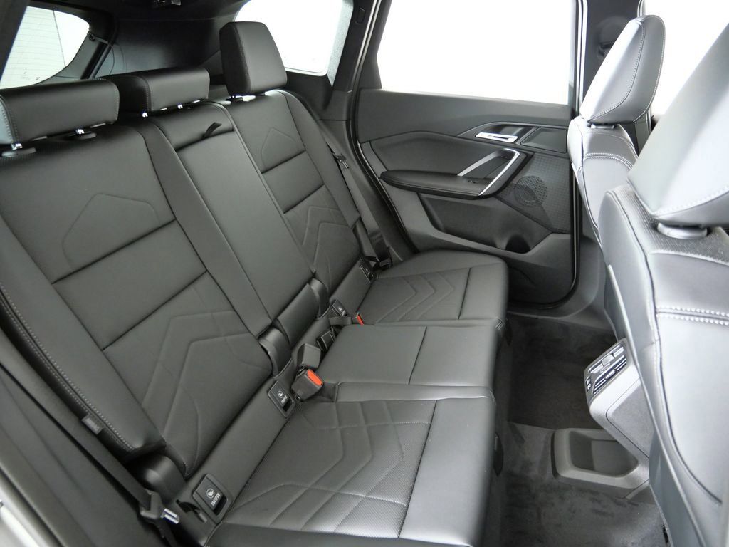 Thumbnail: 2026 BMW X1 - 27