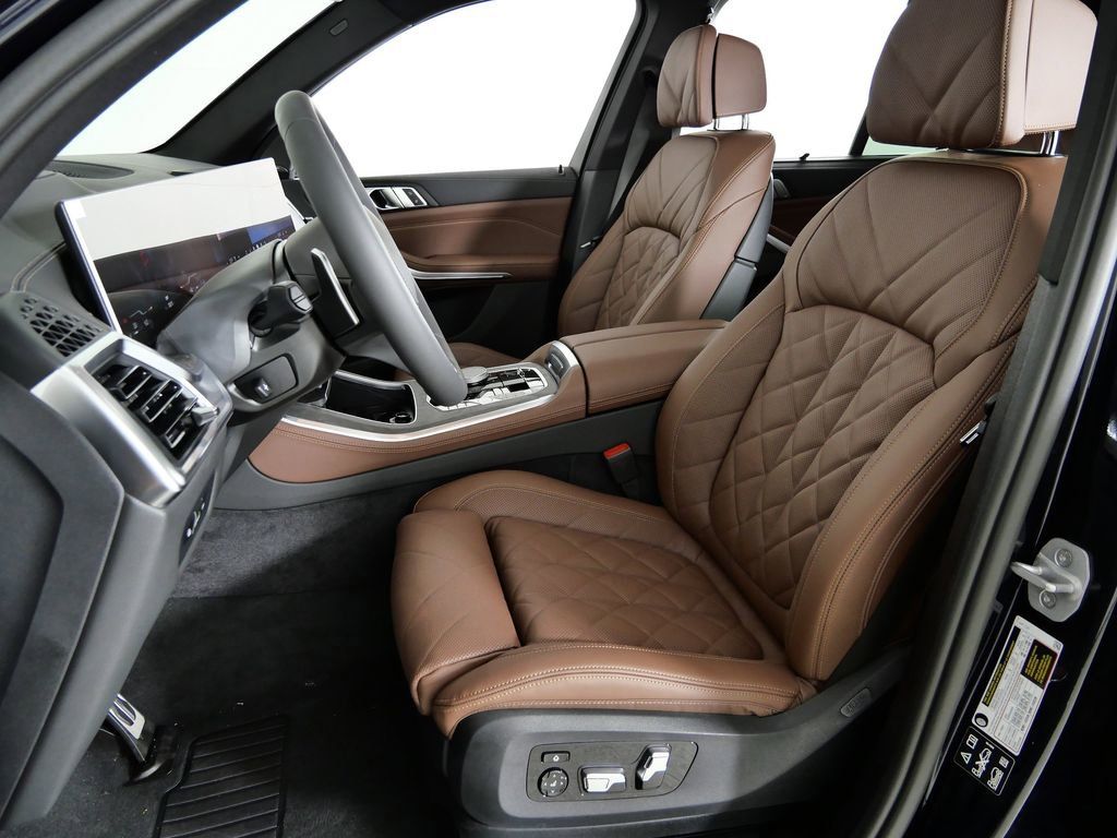 Thumbnail: 2026 BMW X5 - 38