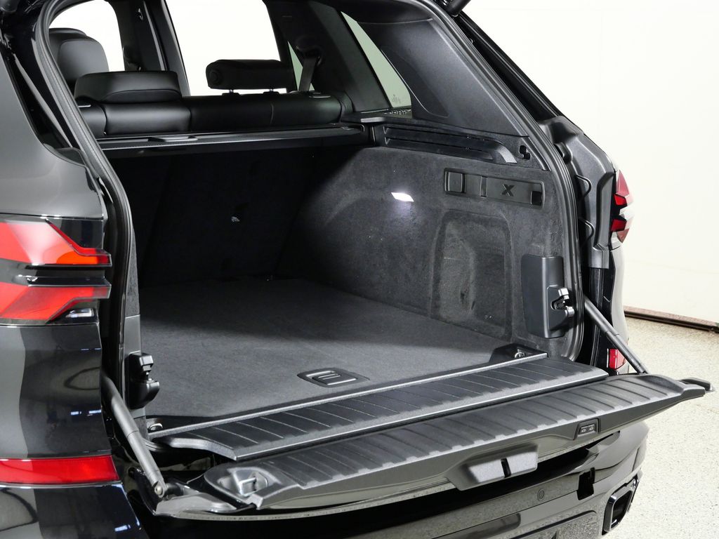 Thumbnail: 2026 BMW X5 - 29