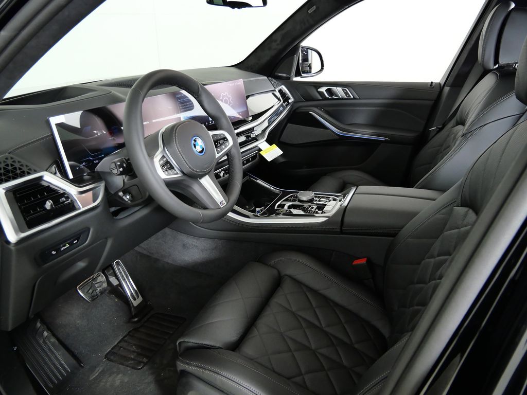 Thumbnail: 2026 BMW X5 - 35