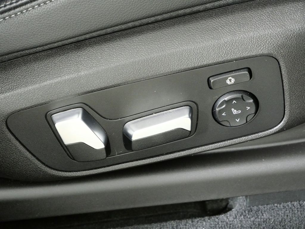 Thumbnail: 2019 BMW X3 - 23