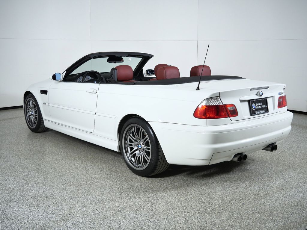 Thumbnail: 2004 BMW M3 - 14