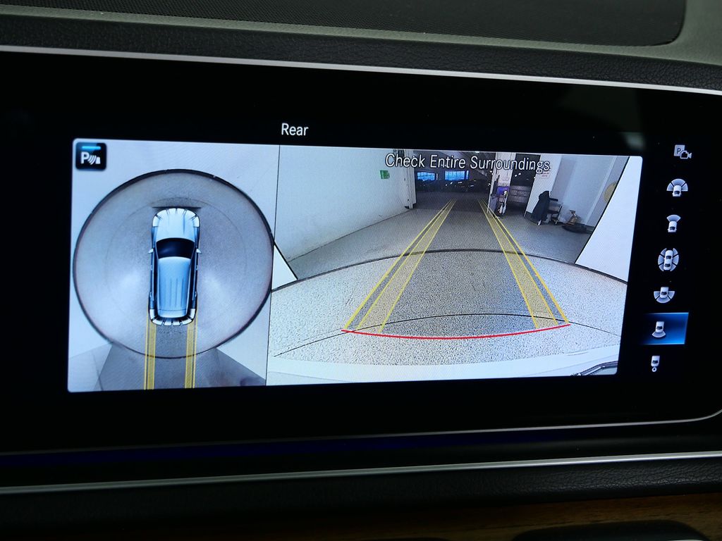 Thumbnail: 2021 Mercedes-Benz GLE - 50