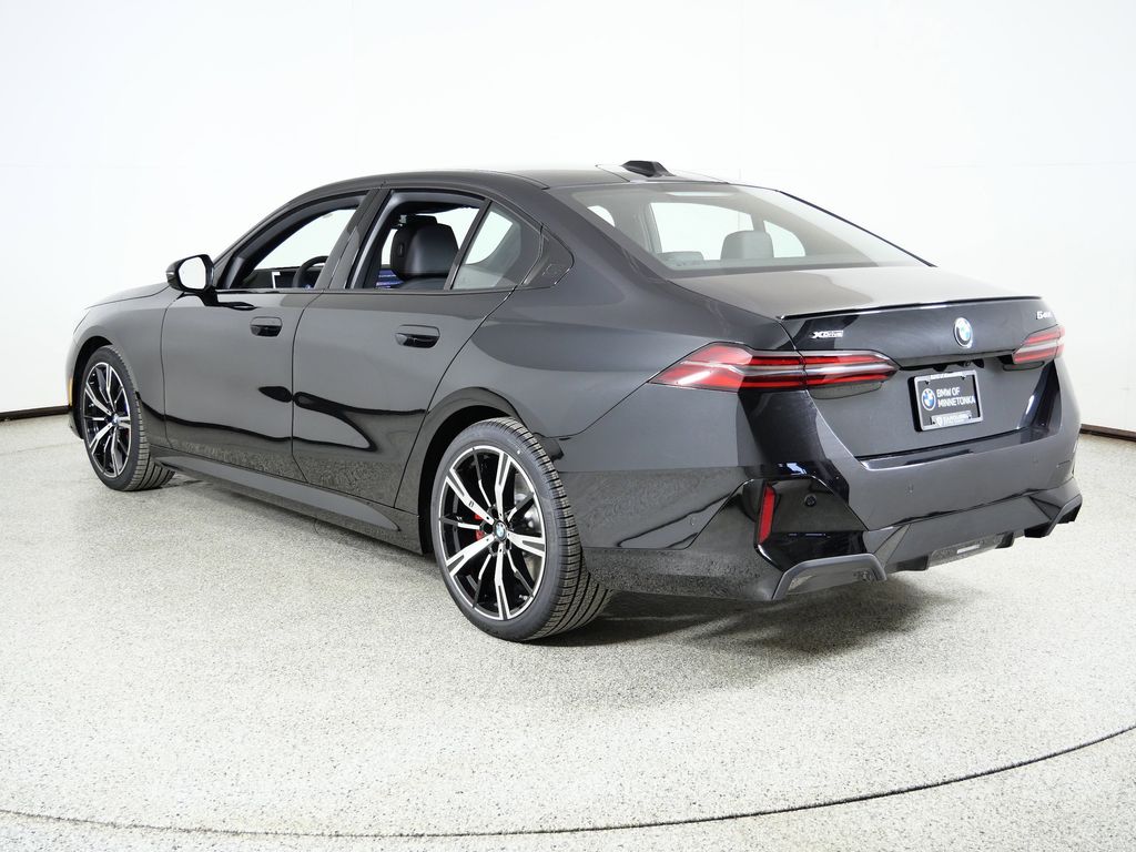 Thumbnail: 2026 BMW 5 Series - 14