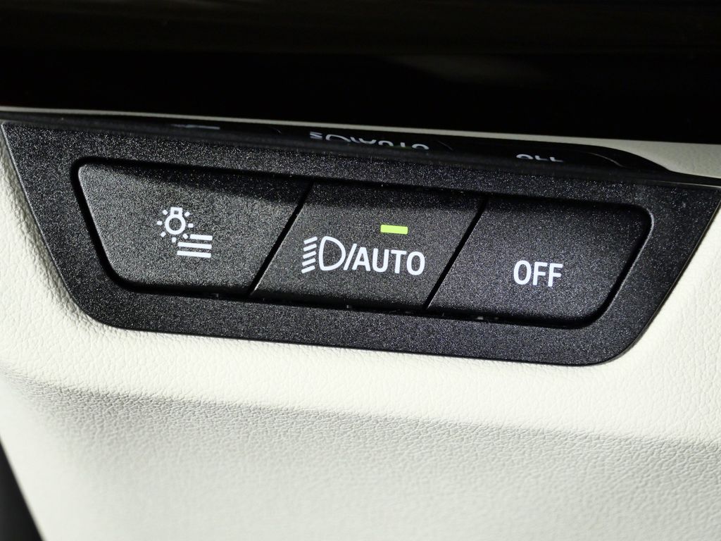 Thumbnail: 2026 BMW X1 - 39